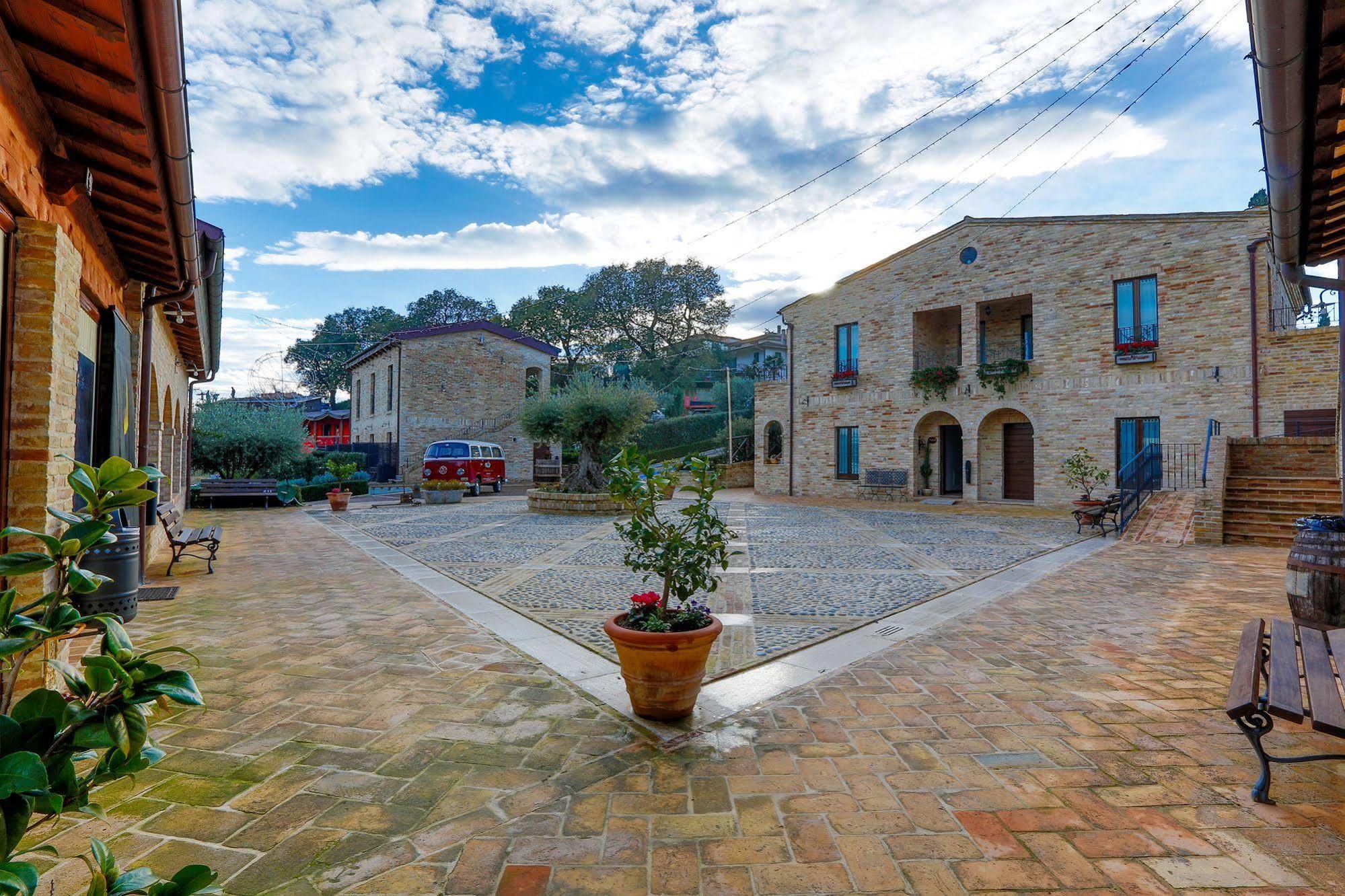 Agriturismo Il Sapore Della Luna Monteprandone Kültér fotó
