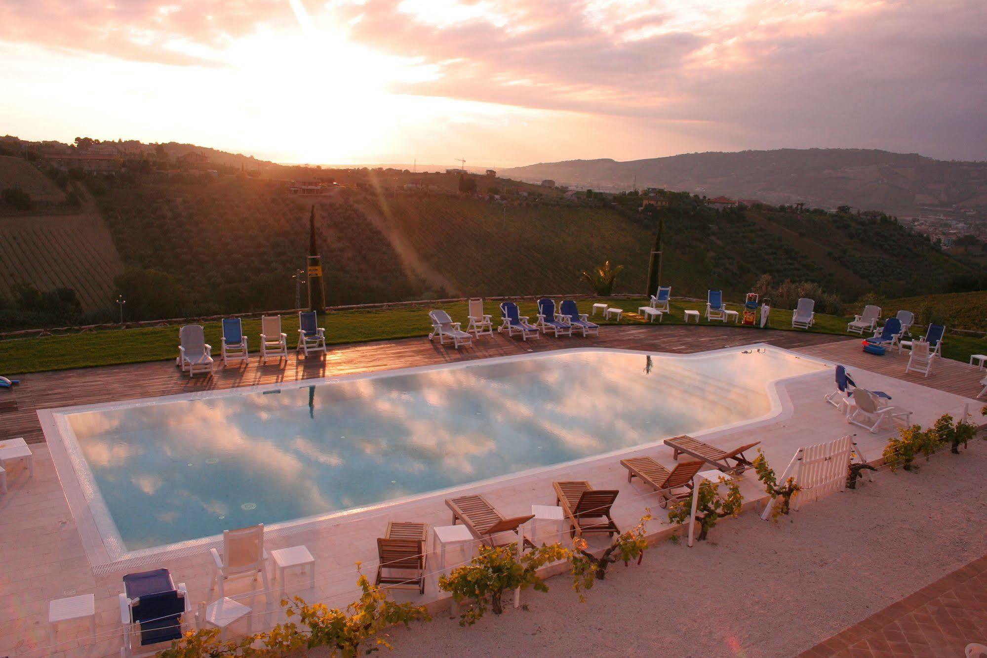Agriturismo Il Sapore Della Luna Monteprandone Kültér fotó